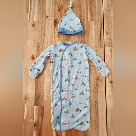 Magnetic Me Other - Magnetic Me Dog & Days Sleeper Gown Magnetic Closure baby boy NB-3 months